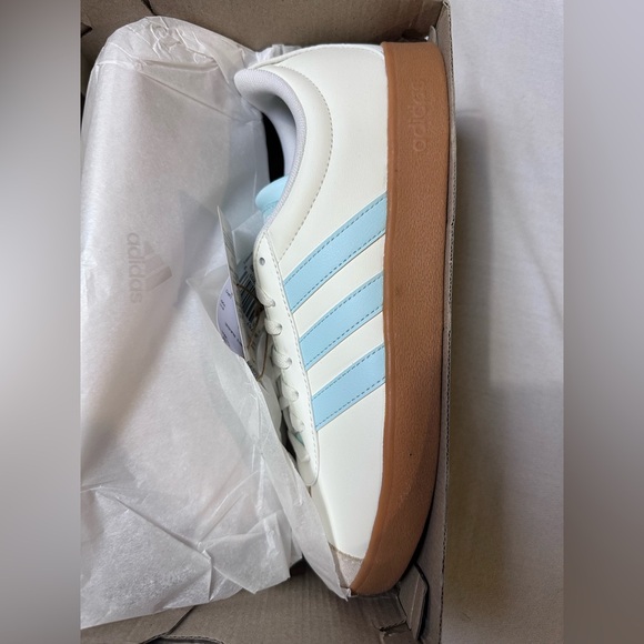 Adidas VL Court Base Cream and Light Blue Sneakers - Picture 12 of 12